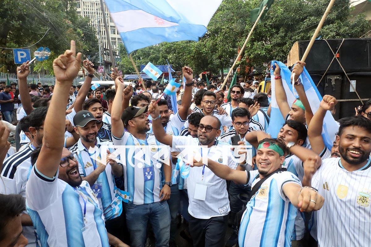 পুরান ঢাকার ঝুলন বাড়ি